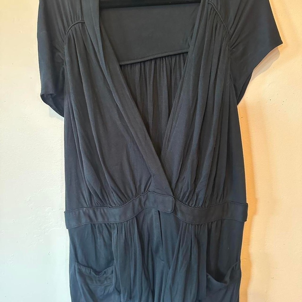 BCBGMAXAZRIA black jumpsuit with pockets, size 2 jersey knit cotton